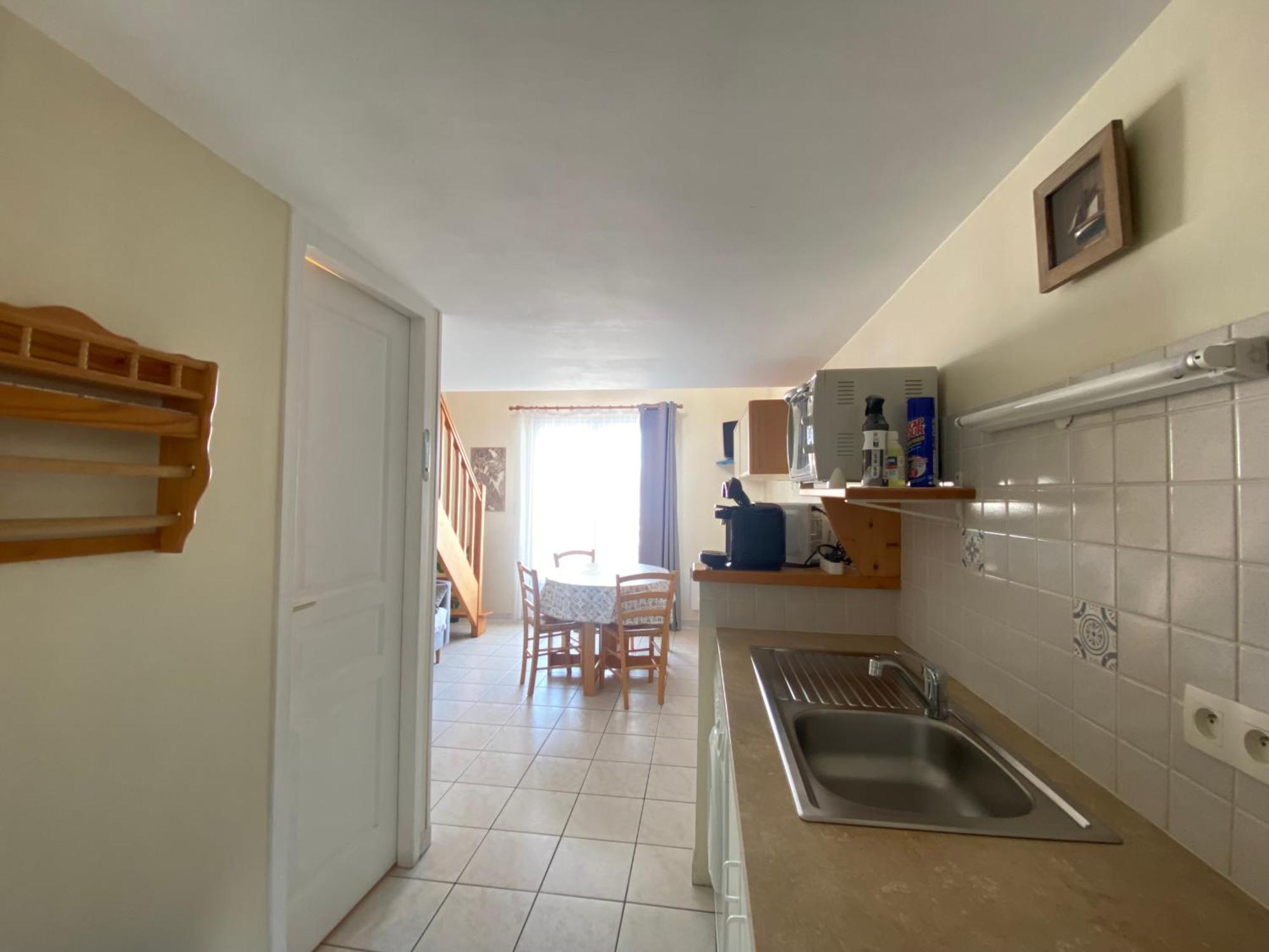לה-טראנש-סור-מר Appartement 1Er Etage Proche Centre-Ville, Plage Et Commerces, Balcon, Parking, Wifi Inclus - Fr-1-22-171 מראה חיצוני תמונה