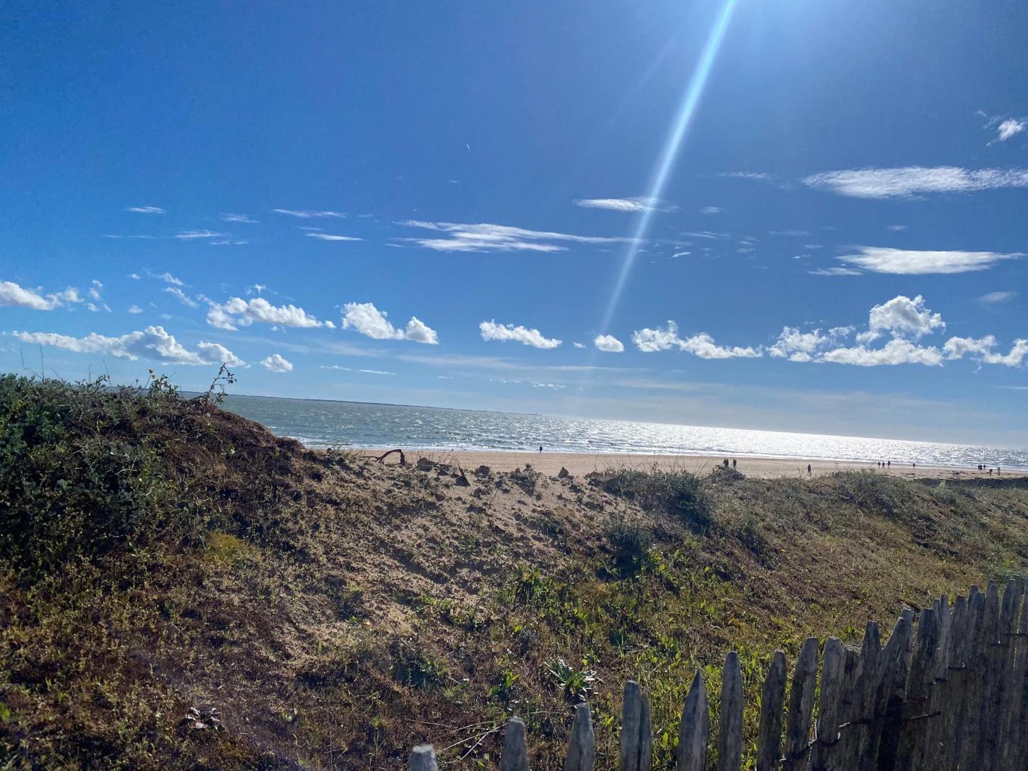 לה-טראנש-סור-מר Appartement 1Er Etage Proche Centre-Ville, Plage Et Commerces, Balcon, Parking, Wifi Inclus - Fr-1-22-171 מראה חיצוני תמונה