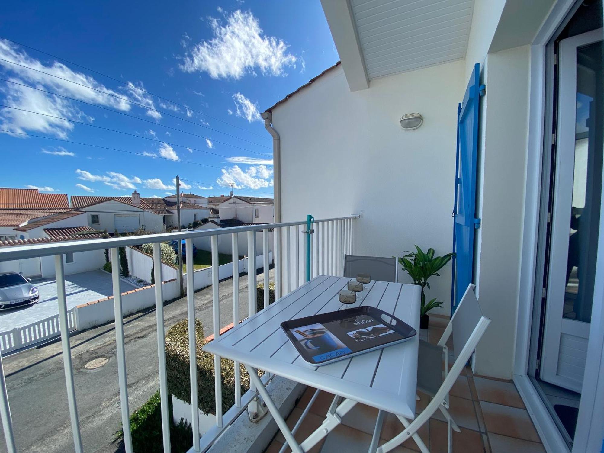 לה-טראנש-סור-מר Appartement 1Er Etage Proche Centre-Ville, Plage Et Commerces, Balcon, Parking, Wifi Inclus - Fr-1-22-171 מראה חיצוני תמונה